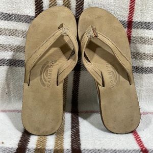 Rainbow sandals size medium 6.5-7